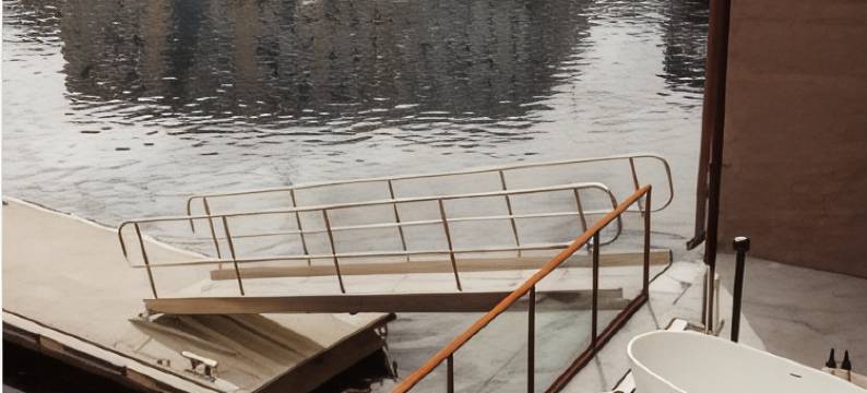 美丽的峡湾景观，高标准，设备齐全(High Standard, Fully Equipped, Fjord View)图片