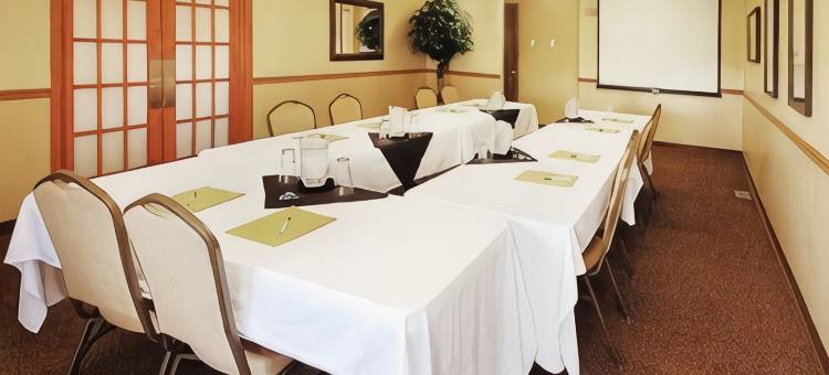 摩根堡罗德威酒店(Rodeway Inn Fort Morgan)图片