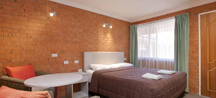 蓝宝石棕榈汽车旅馆(Sapphire Palms Motel)图片