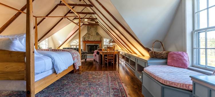 优美历史乡间庄园奥基莫山谷现代舒适农家乐(Beautiful Historic Country Estate – Modern Comfort in Okemo Valley)图片