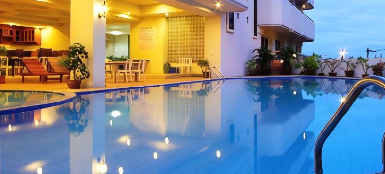 芭堤雅迈克海滩度假村(Mike Beach Resort Pattaya)图片