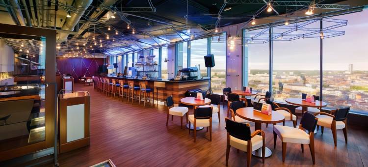 卡托维兹市中心万怡酒店(Courtyard Katowice City Center)图片