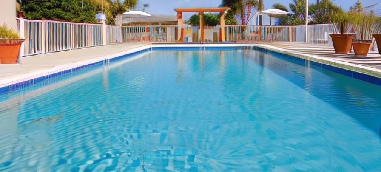 德斯廷E购物中心区智选假日套房酒店(Holiday Inn Express & Suites DESTIN E - COMMONS MALL AREA by IHG)图片