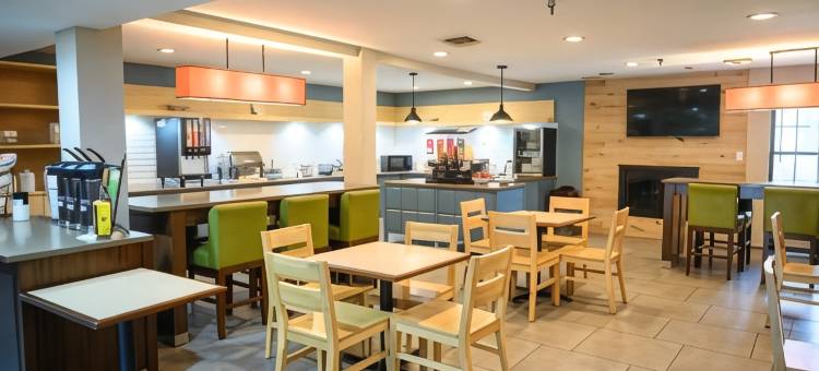 格林菲尔德丽怡酒店(Country Inn & Suites by Radisson, Greenfield, IN)图片