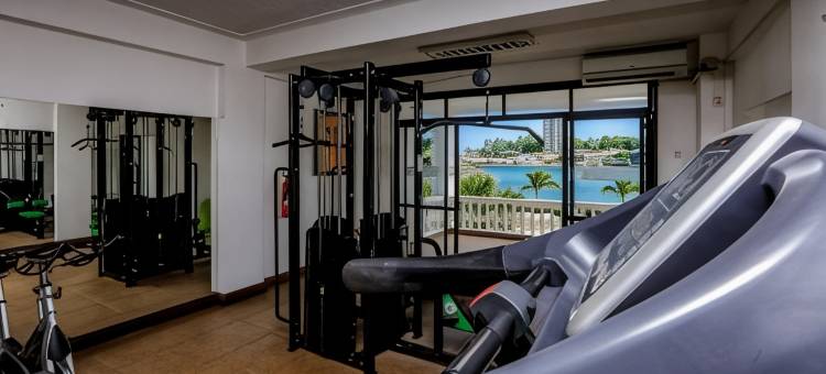 城市蓝溪边酒店和套房(CityBlue Creekside Hotel & Suites)图片