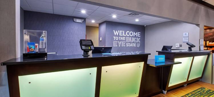 克利夫兰机场/米德尔堡高地欢朋套房酒店(Hampton Inn & Suites Cleveland-Airport/Middleburg Heights)图片