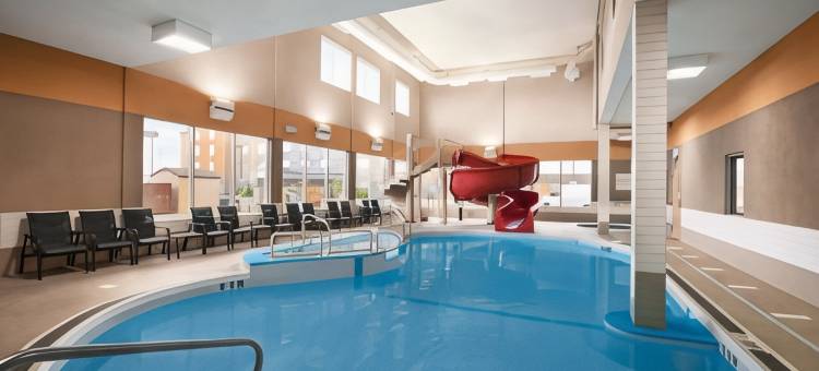 温尼伯机场戴斯套房酒店(Days Inn & Suites by Wyndham Winnipeg Airport Manitoba)图片