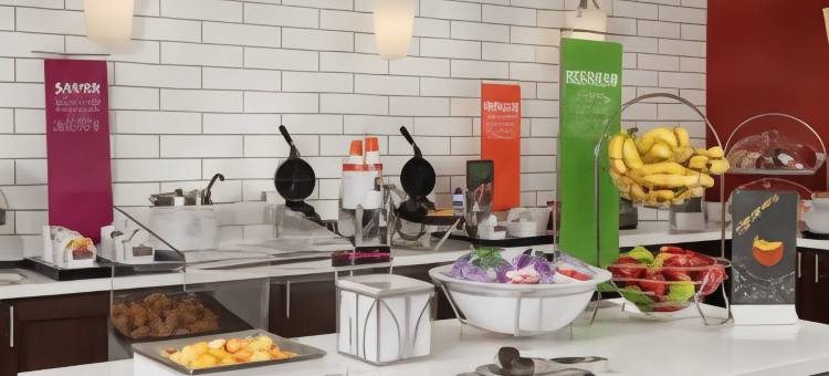 欢朋酒店凤凰-斯科特斯德希亚大道(Hampton Inn & Suites by Hilton Phoenix Scottsdale Shea Blvd)图片