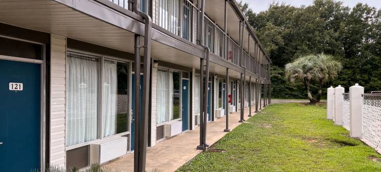 贝明内特6号工作室，阿拉巴马州(Studio 6 Bay Minette, Al)图片