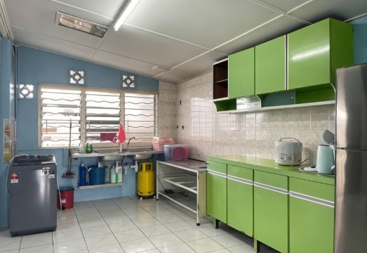 City #2Storey Landed #4Bedrooms Hotel Overview