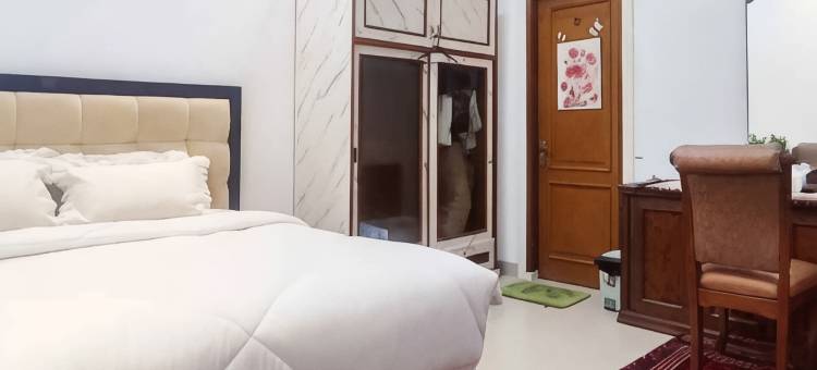 RedDoorz Syariah at Chilla Guest House Padang图片