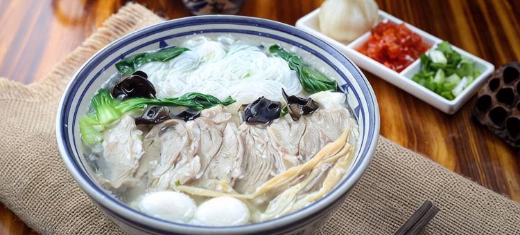 拓扑电竞民宿(石城县万象广场店)图片