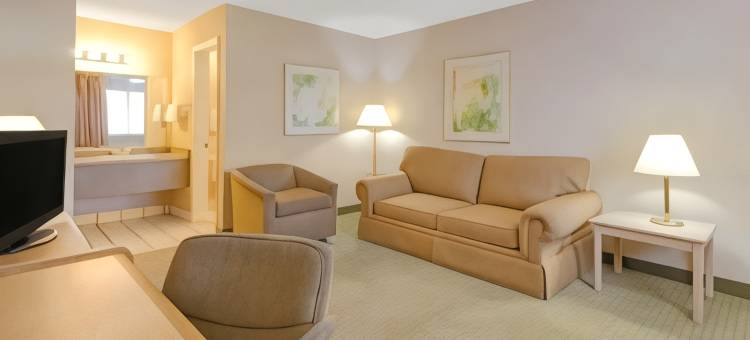 阿尔伯克基树套房酒店(Tree Inn & Suites Albuquerque)图片