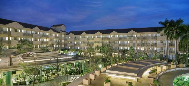 加拉璜凤凰木酒店(Delonix Hotel Karawang)图片