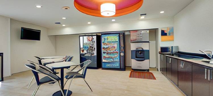 俄克拉荷马塔尔萨 6 号汽车旅馆(Motel 6 Tulsa, OK)图片