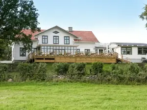 约尔哈马尔斯赫加尔德思维夫凡德拉旅馆(Jordhammars Herrgård Vandrarhem)