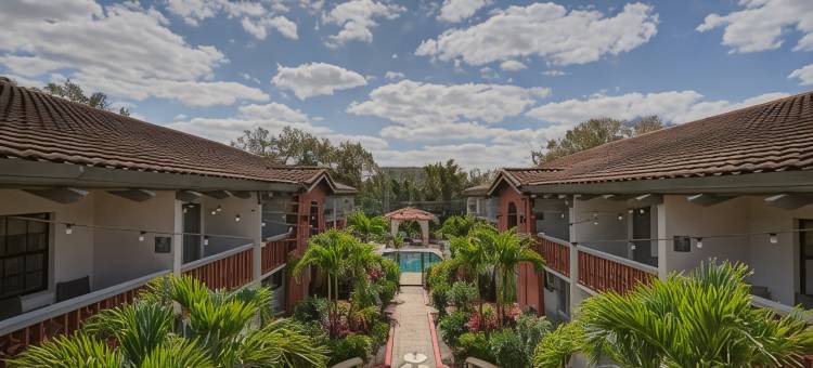 坦帕-布兰登凯隆波因特酒店 - 近展览中心和娱乐场(Clarion Pointe Tampa-Brandon Near Fairgrounds and Casino)图片