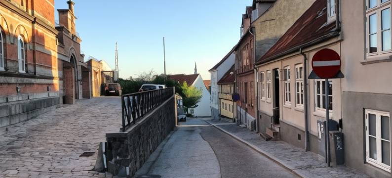 喷泉旁的房子(Huset Ved Springvandet)图片