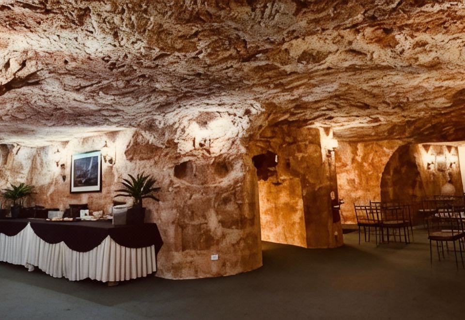 Comfort Inn Coober Pedy Experience Hotel Overview