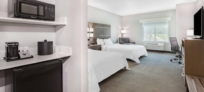 由温德姆提供的拉昆塔温德姆酒店套房杰克逊/开普吉拉多(La Quinta Inn & Suites by Wyndham Jackson/Cape Girardeau)图片