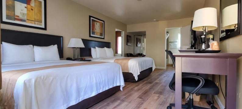 阿纳海姆公园品质套房酒店(Quality Inn & Suites Anaheim at the Park)图片