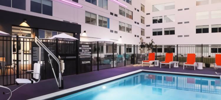 里诺塔霍国际机场雅乐轩酒店(Aloft Reno-Tahoe International Airport)图片