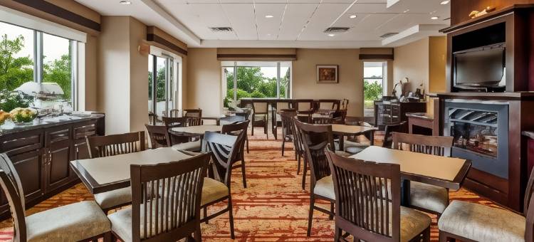 莫斯科克贝斯特韦斯特优质酒店(Best Western Plus Muskoka Inn)图片