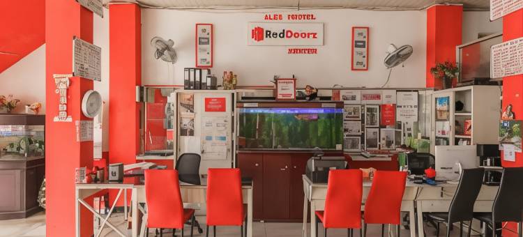 OYO 3420亚历克斯青年旅馆(RedDoorz Near Jalan MP Mangkunegara Palembang)图片