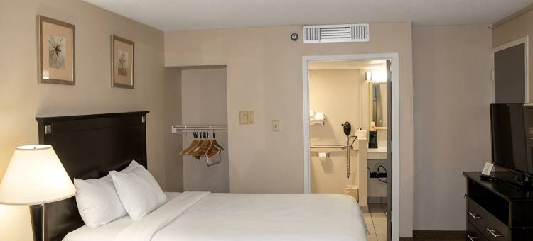 莫林-阔德城凯艺套房酒店(Quality Inn & Suites Moline - Quad Cities)图片