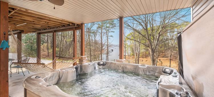 哈特威尔湖度假屋 四卧室 海滨 热水浴缸 游戏室(Lake Hartwell 4Br Waterfront Hot Tub GameRoom)图片