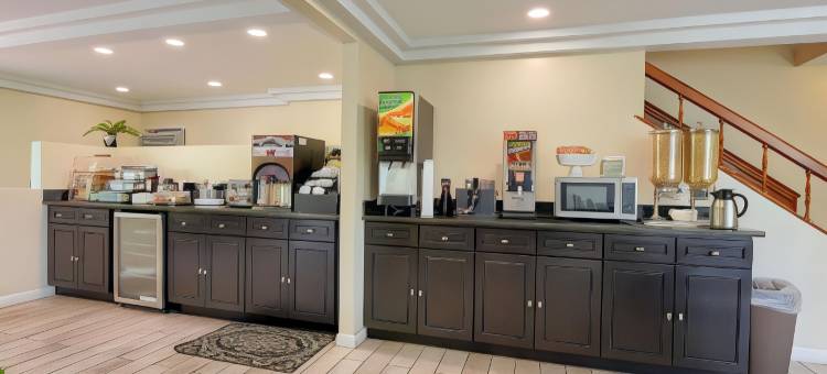 丹佛斯骑士酒店(Knight's Inn Boston/Danvers)图片