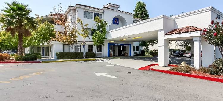 森尼韦尔北6号汽车旅馆(Motel 6 Sunnyvale, CA - North)图片