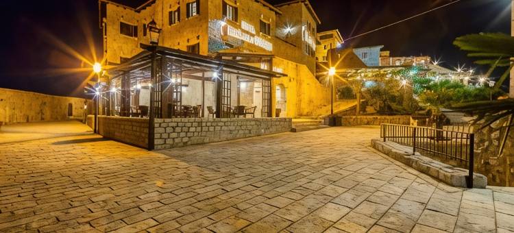 库拉巴夏威酒店(Hotel Kulla e Balshajve)图片