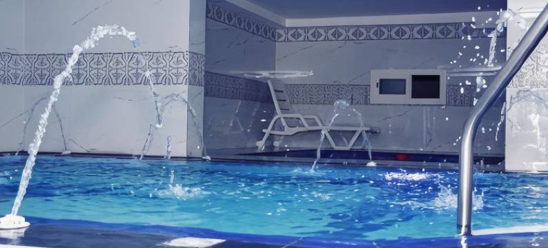 库尔班阿兰达卢斯宫殿2号酒店(Andalus Diamond Hotel)图片