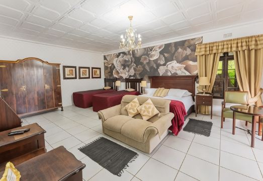 Aquaelberg PlaceHotel Overview