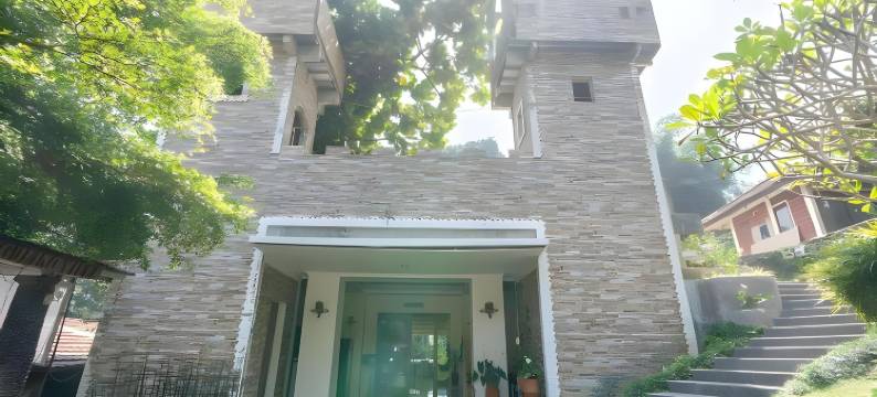 伦邦班塔尔牯岭别墅(Bantal Guling Villa)图片