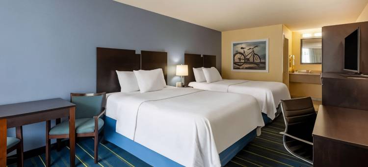 查尔斯镇/哈珀斯费里戴斯酒店(Days Inn by Wyndham Charles Town)图片