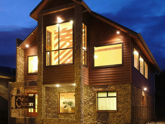 卡尔巴曼萨诺酒店