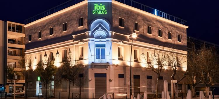 宜必思尚品耶尔屋顶和水疗中心酒店(Ibis Styles Hyères Rooftop & Spa)图片