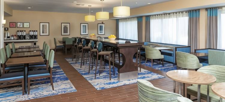 东兰辛欢朋酒店(Hampton Inn East Lansing)图片