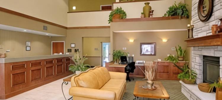 托皮卡-福布斯登陆温德姆速8酒店(Super 8 by Wyndham Topeka at Forbes Landing)图片