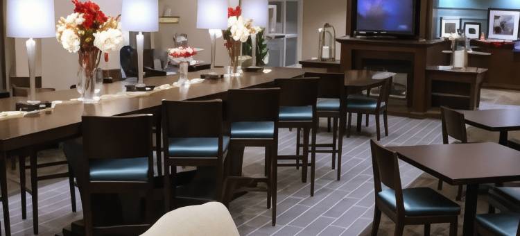 萨斯城河岸欢朋套房酒店(Hampton Inn & Suites Suisun City Waterfront)图片