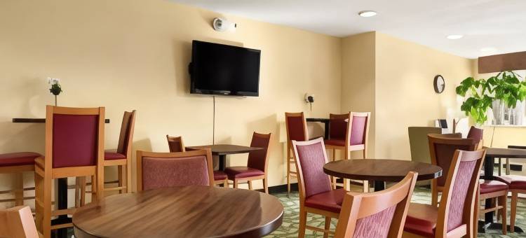 拉斐特温德姆戴斯套房酒店(Days Inn & Suites by Wyndham Lafayette IN)图片