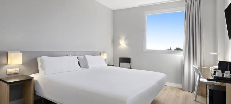 马德里皮纳尔德拉斯罗萨斯民宿酒店(B&B HOTEL Madrid Pinar de Las Rozas)图片