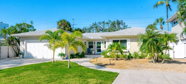 Completely Renovated "Beach House on Siesta"图片