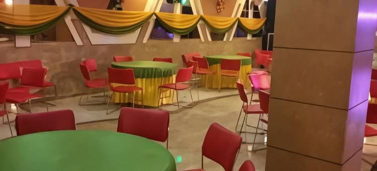 梅尔罗斯酒店(Hotel Melrose Inn - Near Railway Station , Aligarh)图片