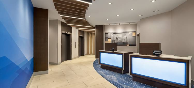 Holiday Inn Express 温哥华铁道镇(伯纳比)(Holiday Inn Express VANCOUVER-METROTOWN (BURNABY) by IHG)图片