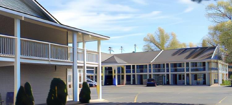 密歇根特拉弗斯城Travelodge by Wyndham酒店(Travelodge by Wyndham Traverse City MI)图片