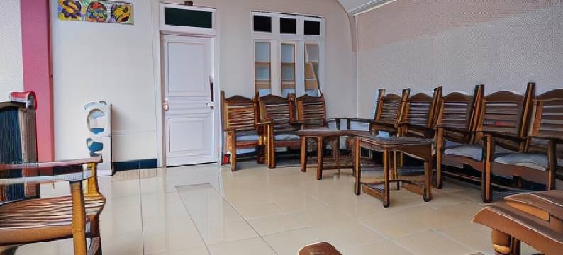 红多兹伊斯兰酒店-近里瓦植物园(RedDoorz Syariah Near Kebun Raya Liwa)图片