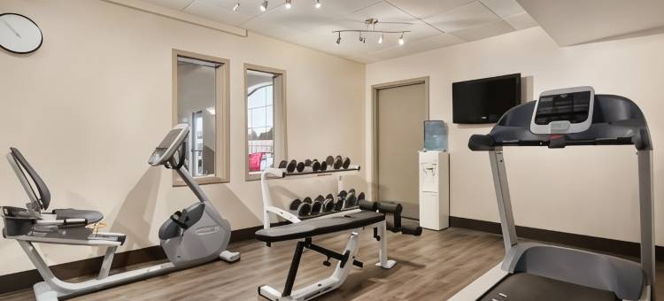 布兰顿温德姆戴斯套房酒店(Days Inn & Suites by Wyndham Brandon)图片